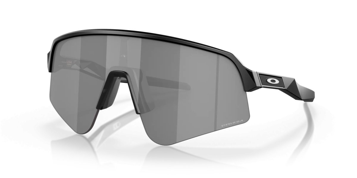 画像1: 【OAKLEY正規販売品】オークリーサングラス　OO9465-0339　Sutro Lite Sweep（スートロライト スィープ） (1)