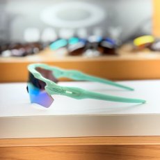 オークリー レーダーEV スポーツサングラス OAKLEY Radar EV 偏光レンズ Prizm Polarized Deep Water ブルーmilkshake 釣り マリンスポーツ ドライブ アウトドア 国内正規品 実物画像