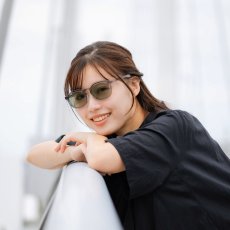 【最短即日発送】SOLAIZ（ソライズ）SLD-006 Daily サングラス 近赤外線・UVブロック エイジングケアサングラス 着用画像