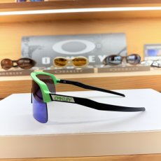 限定カスタム OAKLEY オークリー Sutro Lite スートロライト Matte 80s Green / Prizm Jade Iridium プリズムジェイド スポーツサングラス 実物画像