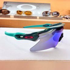 【限定カスタム】OAKLEY オークリー Radar EV Hearer マニー・マチャド着用モデル MLB Players Weekend サングラス Pacific Spacedust / Prizm Sapphire 実物画像